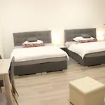 Apartman Apartamento *